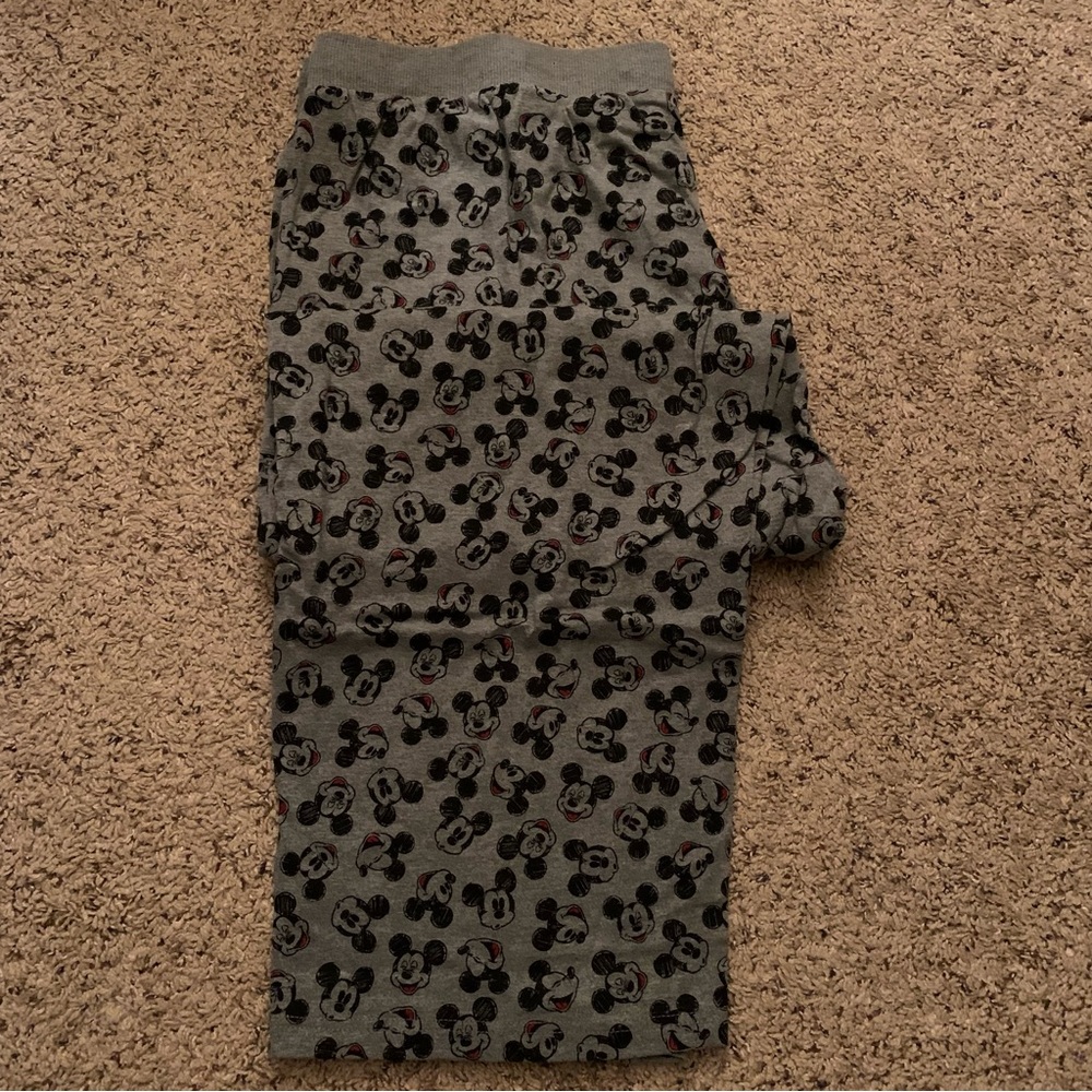 Men’s Mickey Mouse Pajama Pants